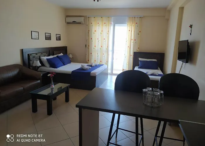 Summer Life Apartments